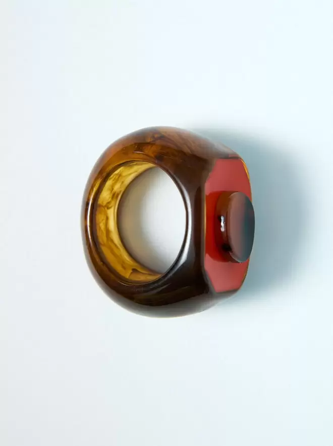 Ring with stone effect