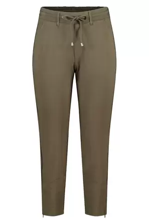 Pantalones slim fit