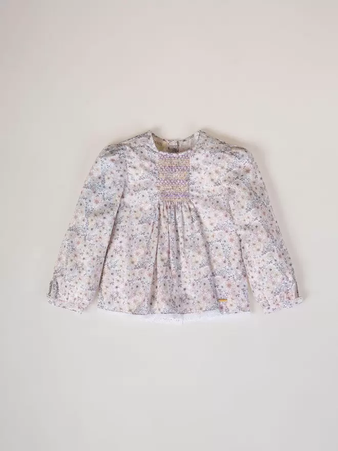 BLUSA MANGA LARGA ESTAMPADO FLORES BORDADO PECHO ROSA