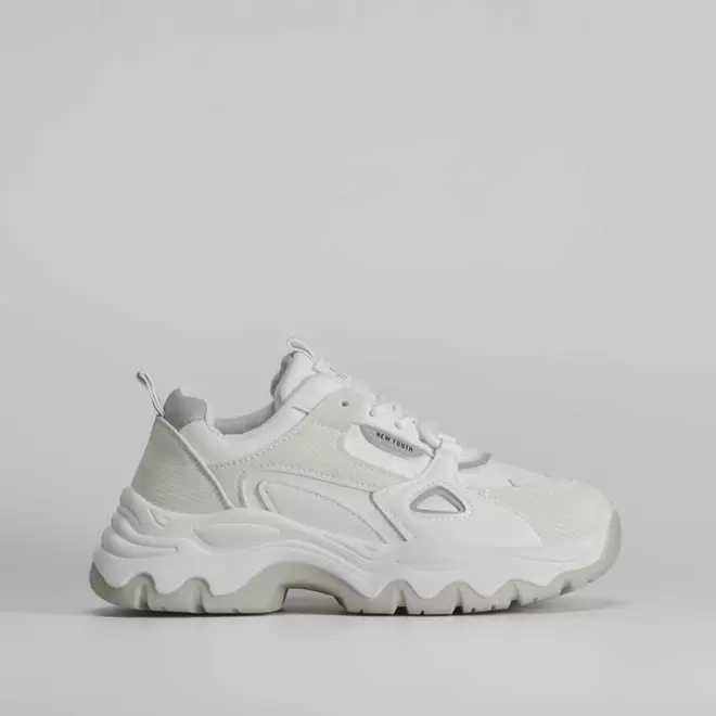 Deportiva plataforma chunky blanca NYC