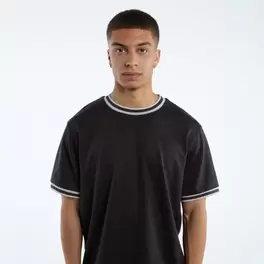 T-shirt with round neck