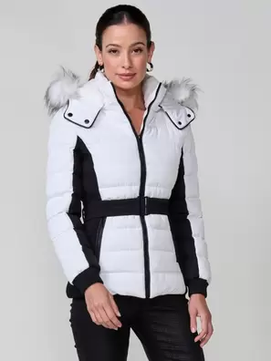 Chaqueta de mujer bicolor acolchada con laterales, mangas y cinturón en contraste, capucha extraíble y forro efecto pelo.