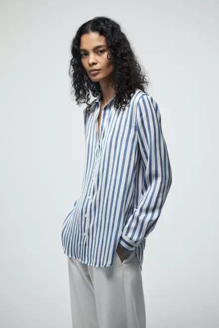 Camisa satinada + Colores      19,99€