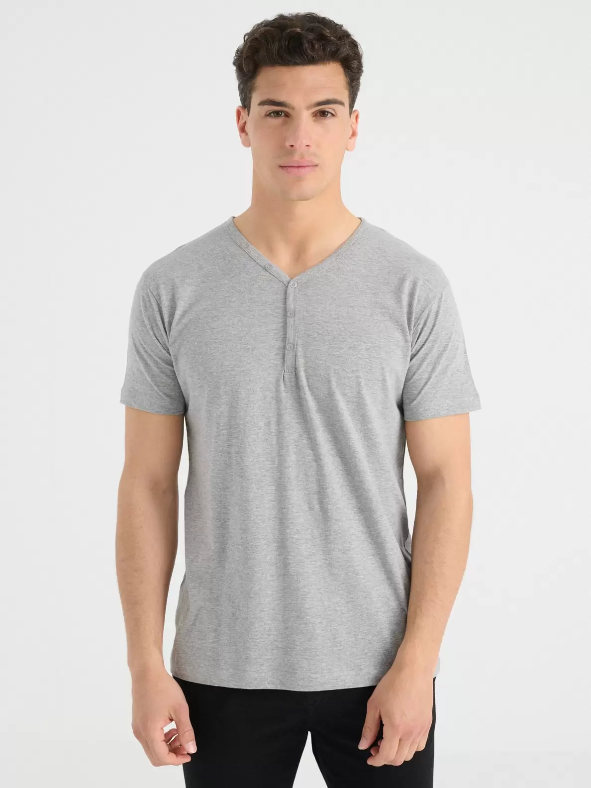 Camiseta básica cuello...