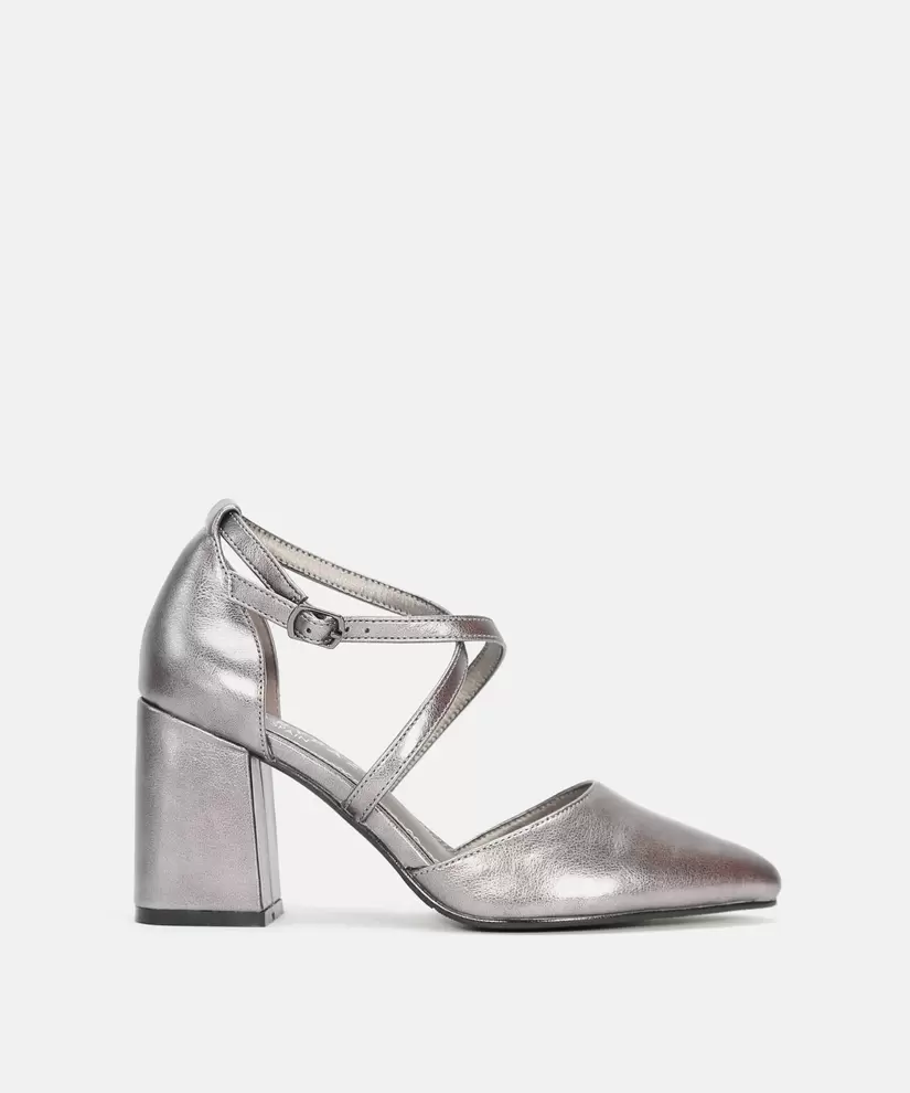 Zapatos tacón tiras cruzadas