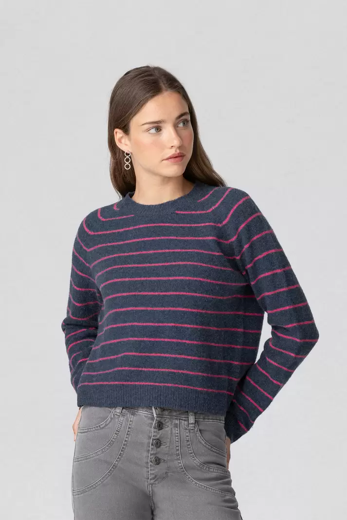 JERSEY CUELLO CAJA RAYAS