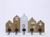 PERCHERO PARED CASAS MADERA