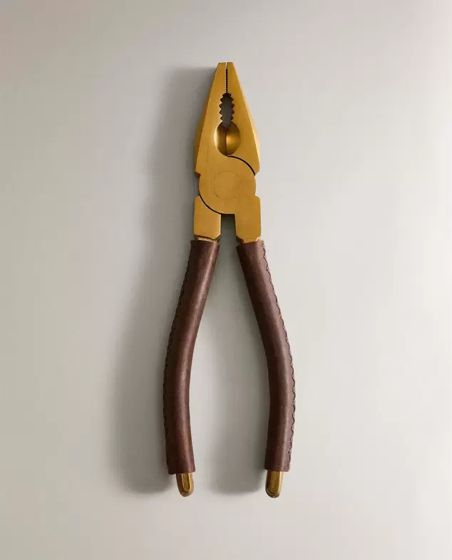 ALICATE UNIVERSAL ACERO MANGO PIEL