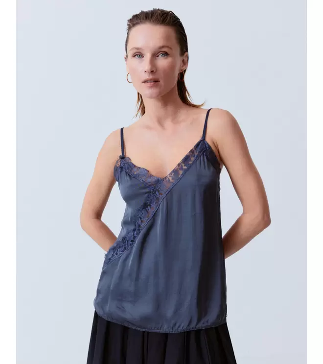 TOP LENCERO ENCAJE CRUZADA