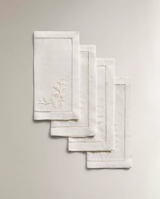 PACK SERVILLETAS CÓCTEL LINO BORDADO (PACK DE 4)