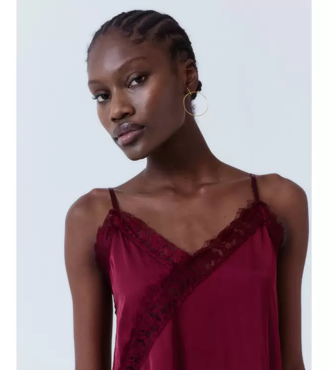 TOP LENCERO ENCAJE CRUZADA