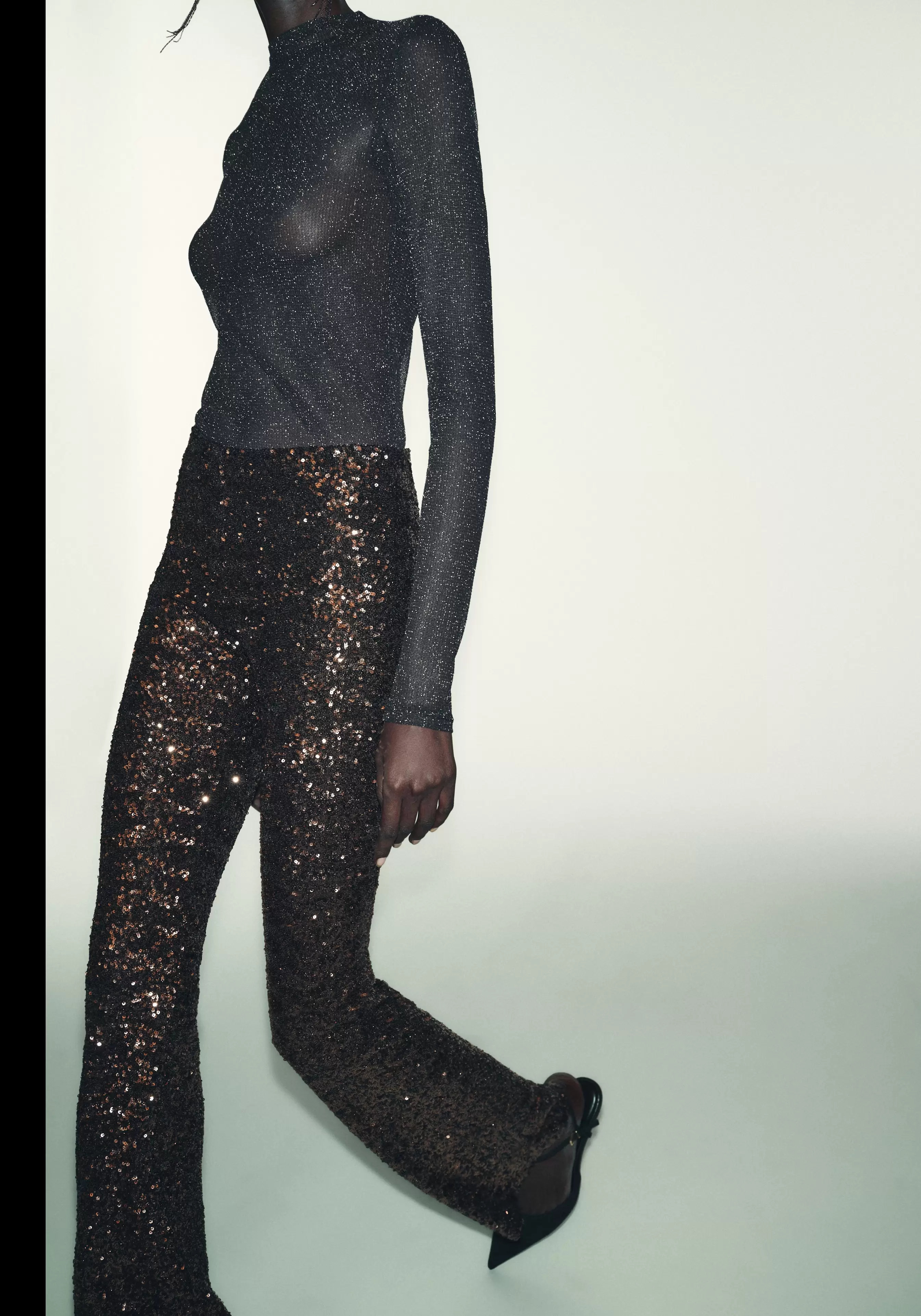 LEGGINGS FLARE LENTEJUELAS