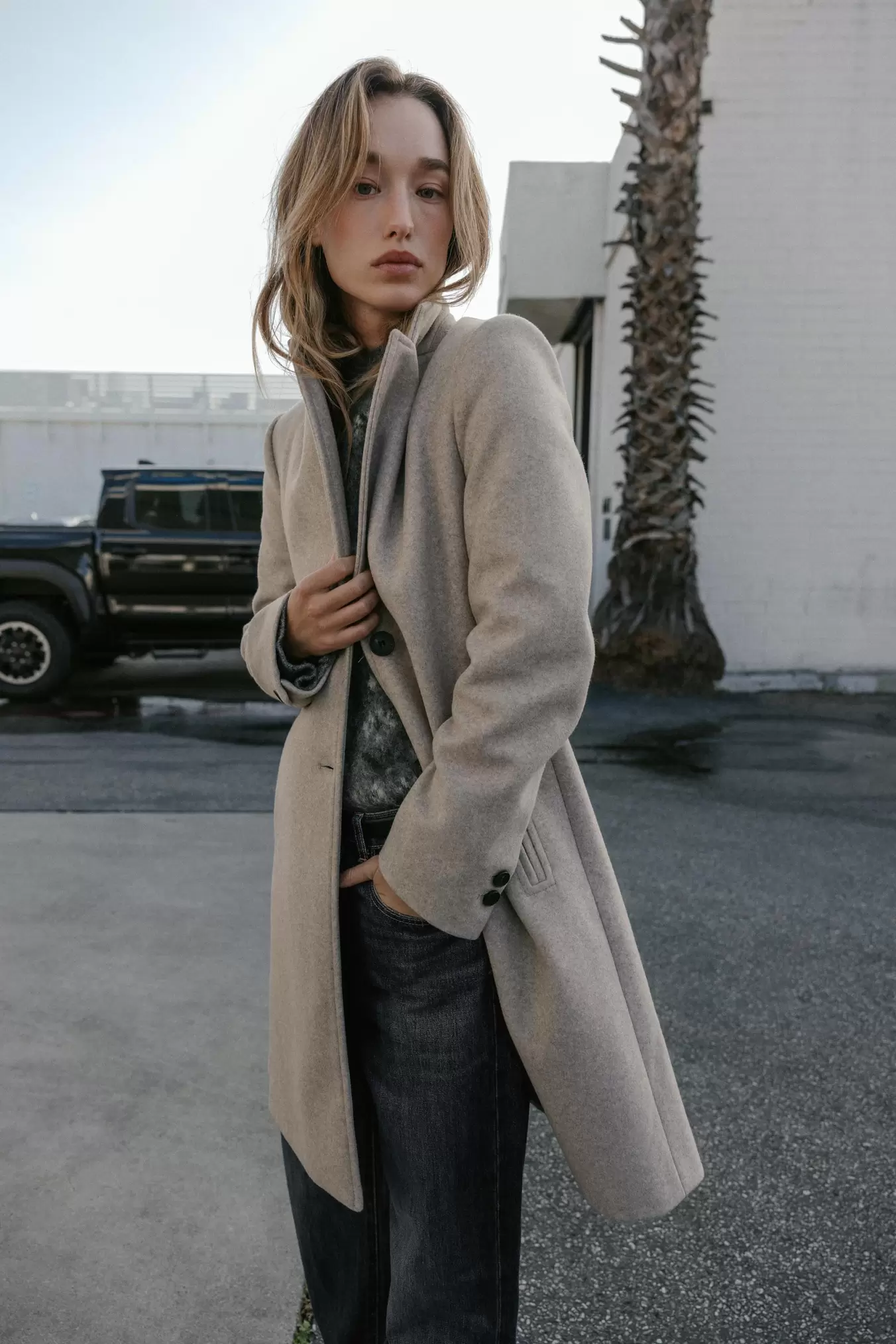 ABRIGO HOMBRERAS SOFT