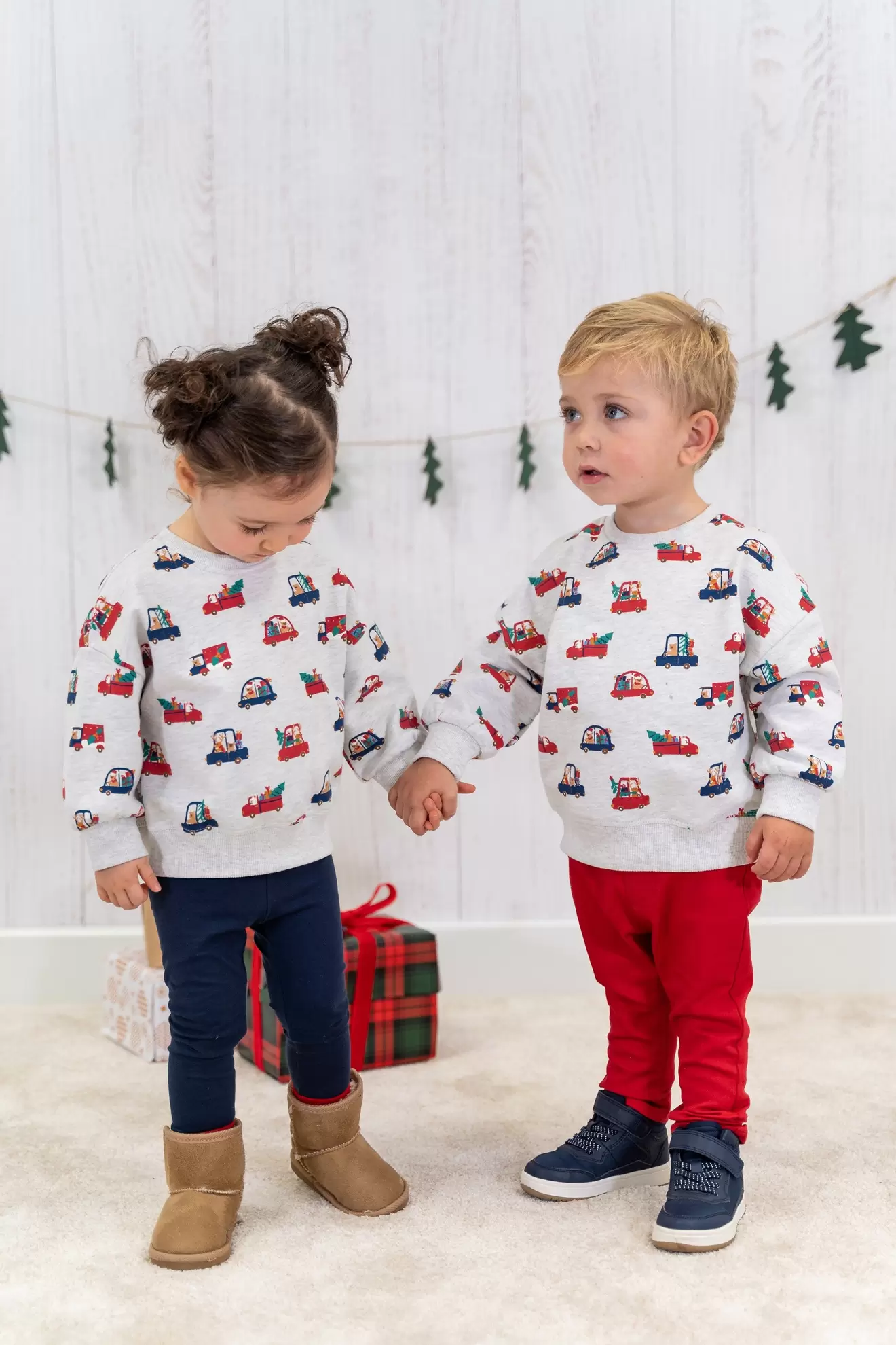 Sudadera navideña estampada blanca para bebé