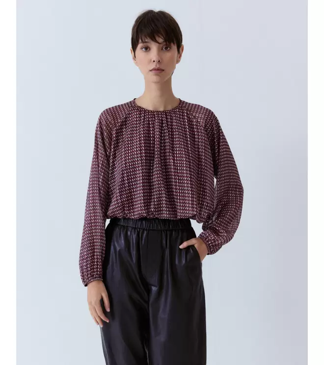 BLUSA BRILLOS ESTAMPADA