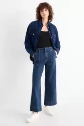 Wide leg jeans - high waist