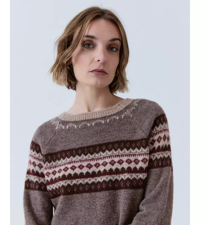 JERSEY DETALLE JACQUARD