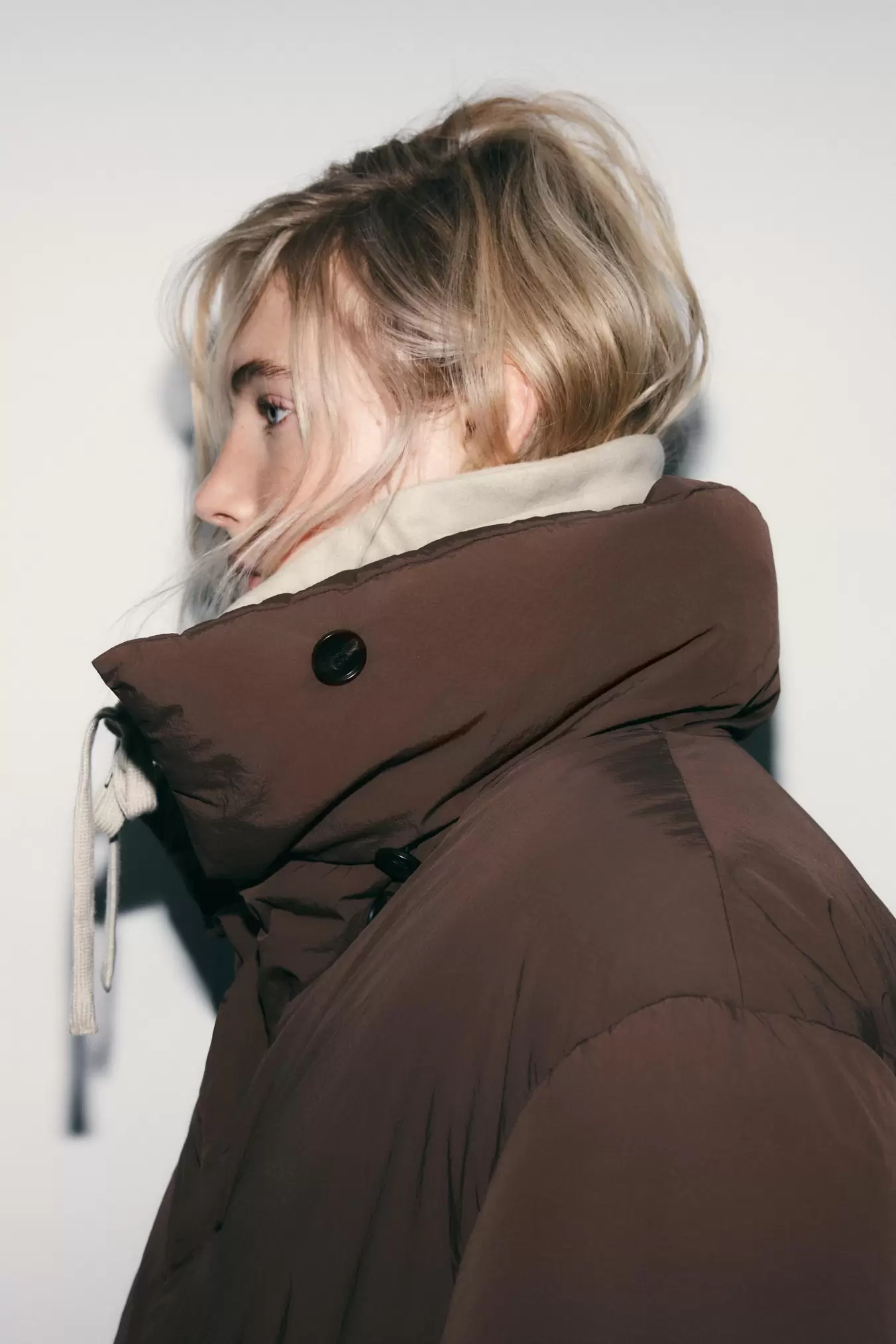 ANORAK ACOLCHADO CORTO WATER AND WIND PROTECTION