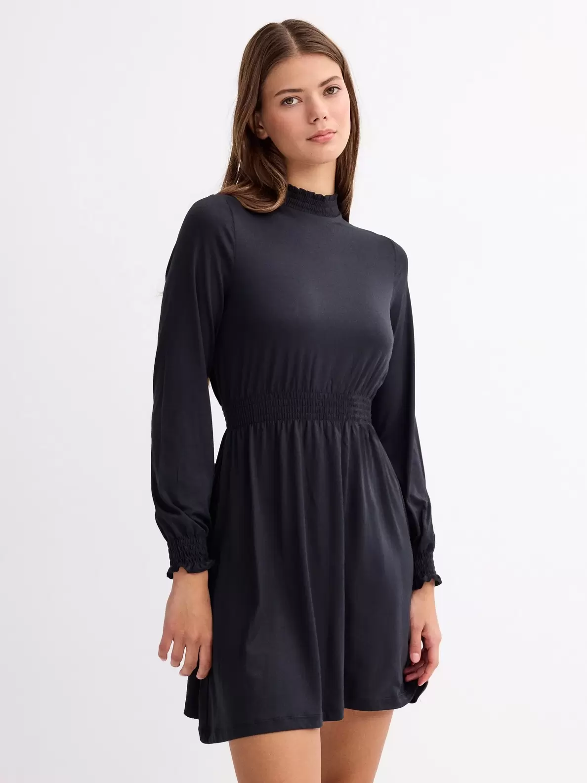 Vestido mini manga larga...