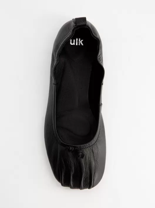 Black ruched leather ballerinas - ULK Catty