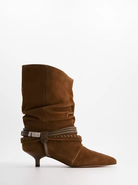Suede ankle boots with kitten heel - ULK Irving