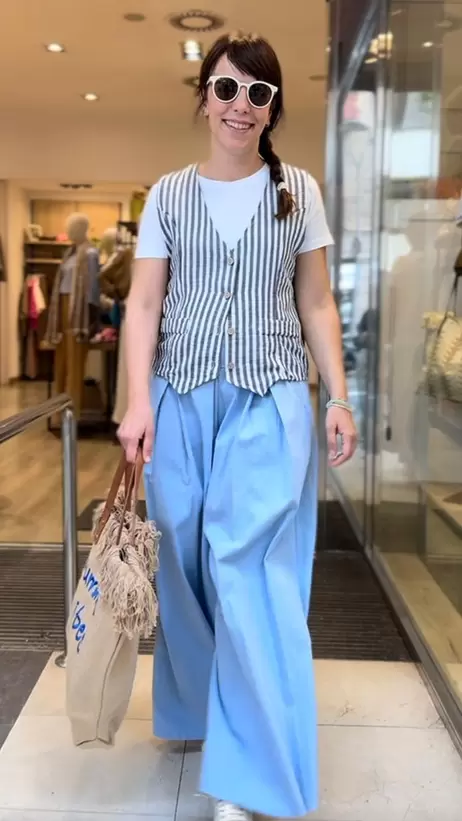 Cintia, 39 años (Pantalón: 15,99€ / Chaleco: 12,99€)