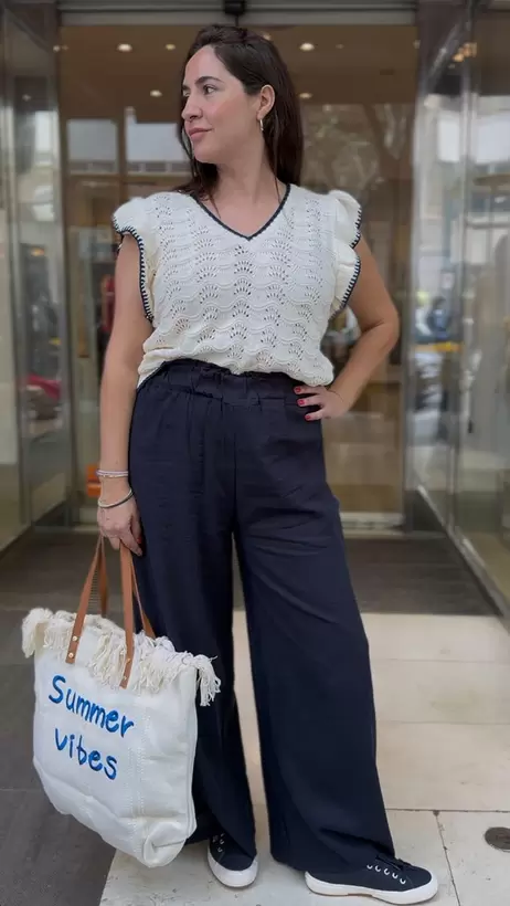 Romina, 43 años (Pantalón: 17,99€ / Jersey: 15,99€)