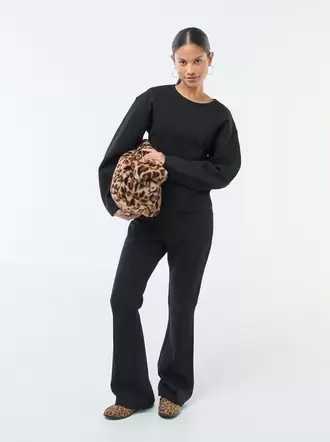 Pantalón ancho de felpa ligera