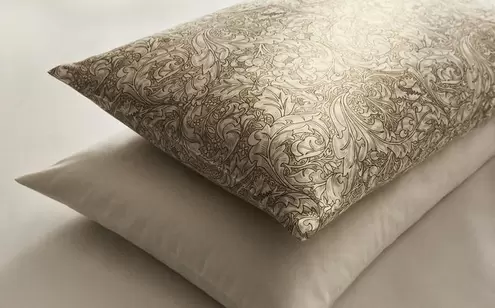 FUNDA DE ALMOHADA ALGODÓN SATÉN FLORAL MORRIS & CO.