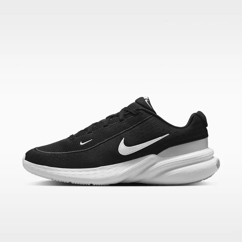 Nike Uplift SC