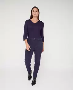 Pantalon Lavado 5 Bolsillos Bordado Al Tono Azul Marino