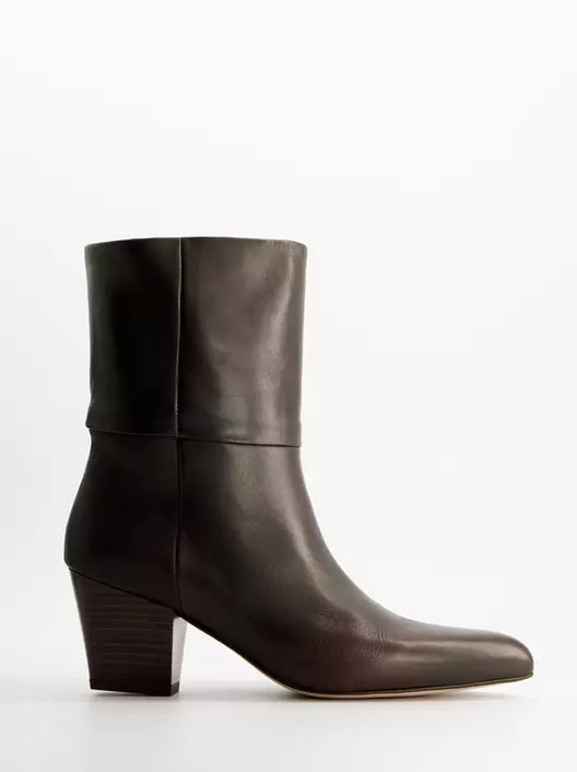 Leather ankle boots with heel - Oslo