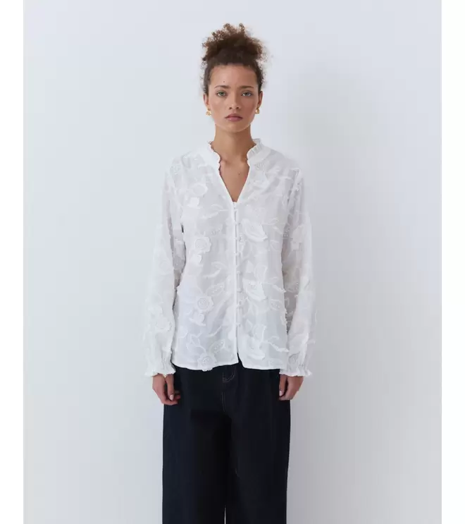 BLUSA BORDADA FLORES ALGODÓN