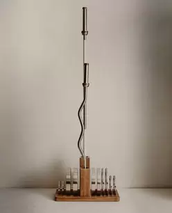 SOPORTE DE MADERA CON PESAS Y BARRAS