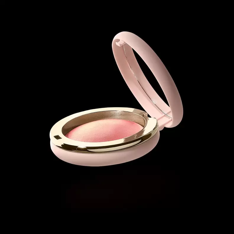 Hug Couture Cheek Dewlight Highlighting Blush 03