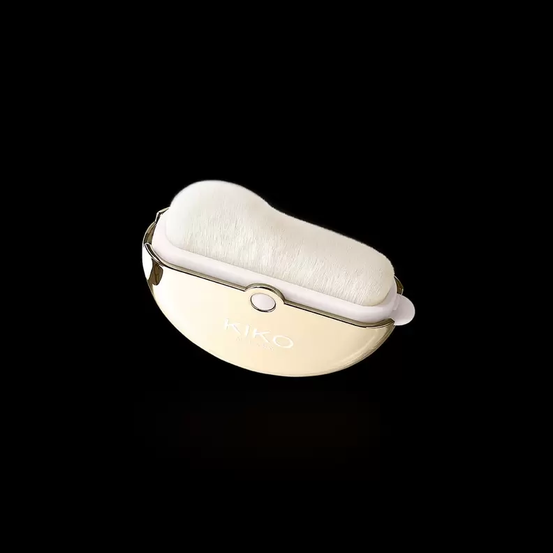 Hug Couture Buffing Touch Face Brush