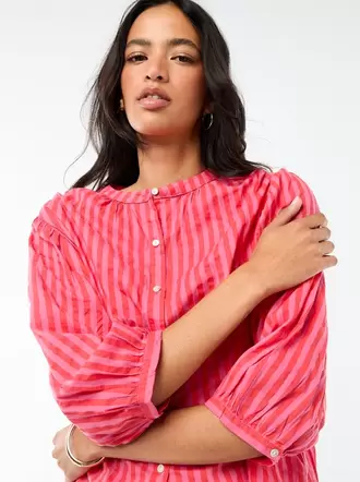 Camisa con cuello mao y mangas 3/4