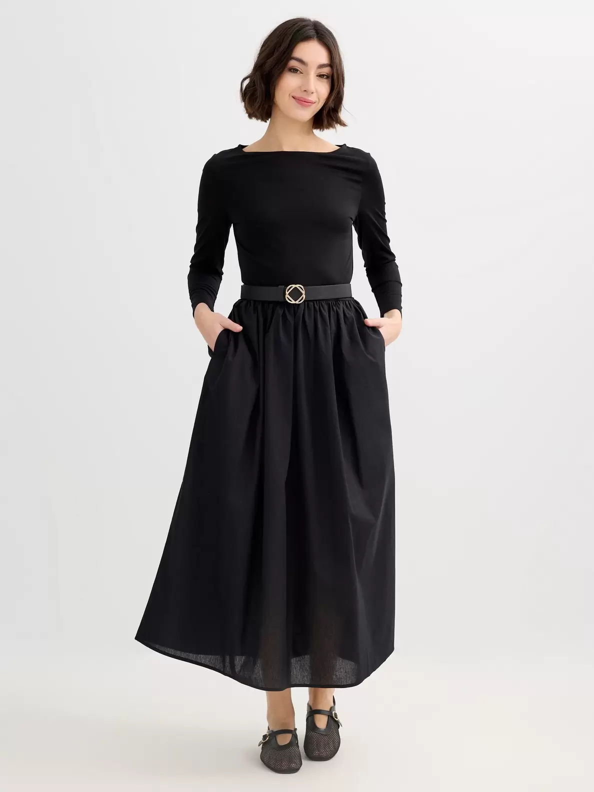 Vestido midi cuello barco