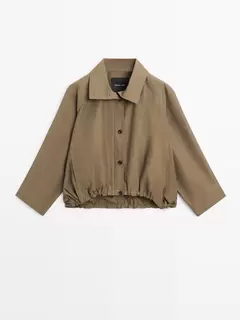 Chaqueta bómber cuello alto