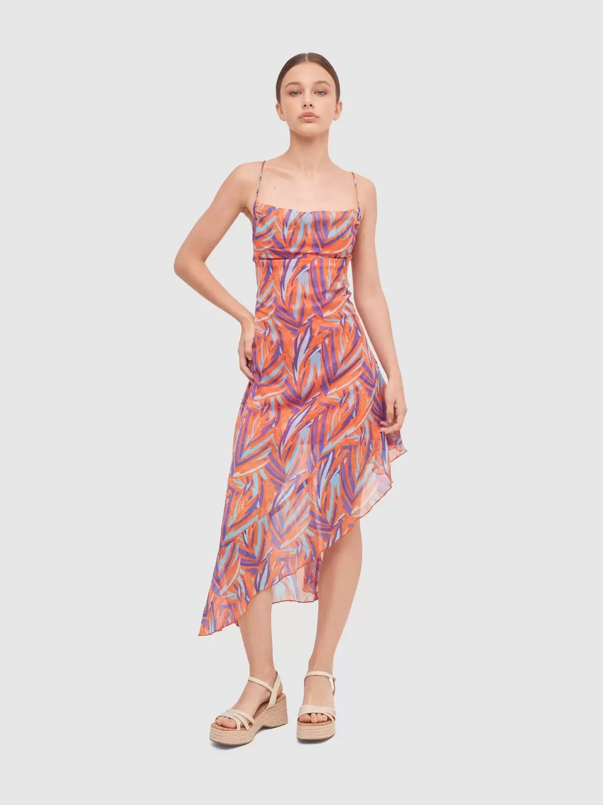 Vestido midi asimétrico con...