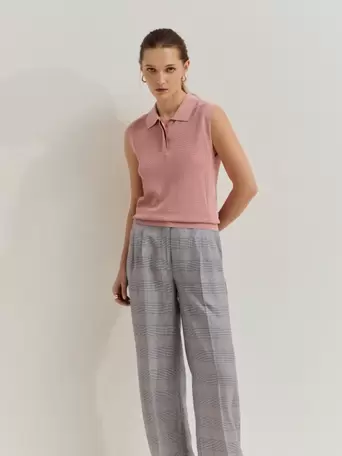 Polo de punto perforado