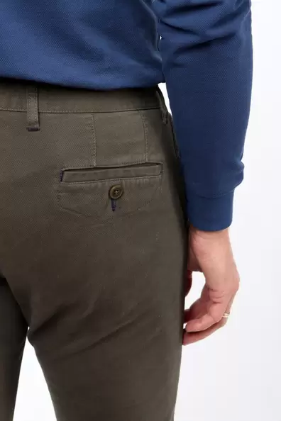 Regular fit Chino Trousers with Textured Weave