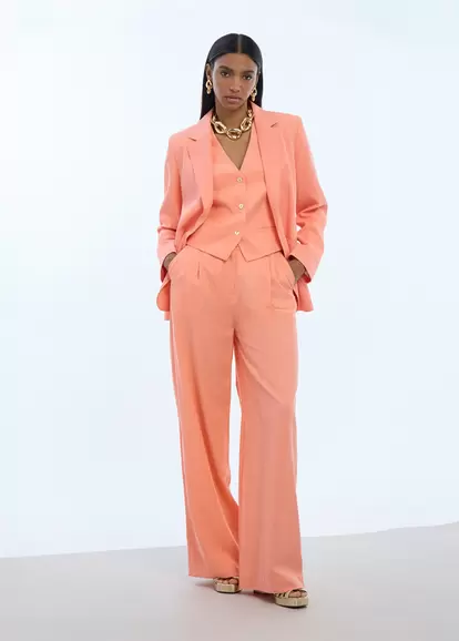 Fitted Tailored Vest