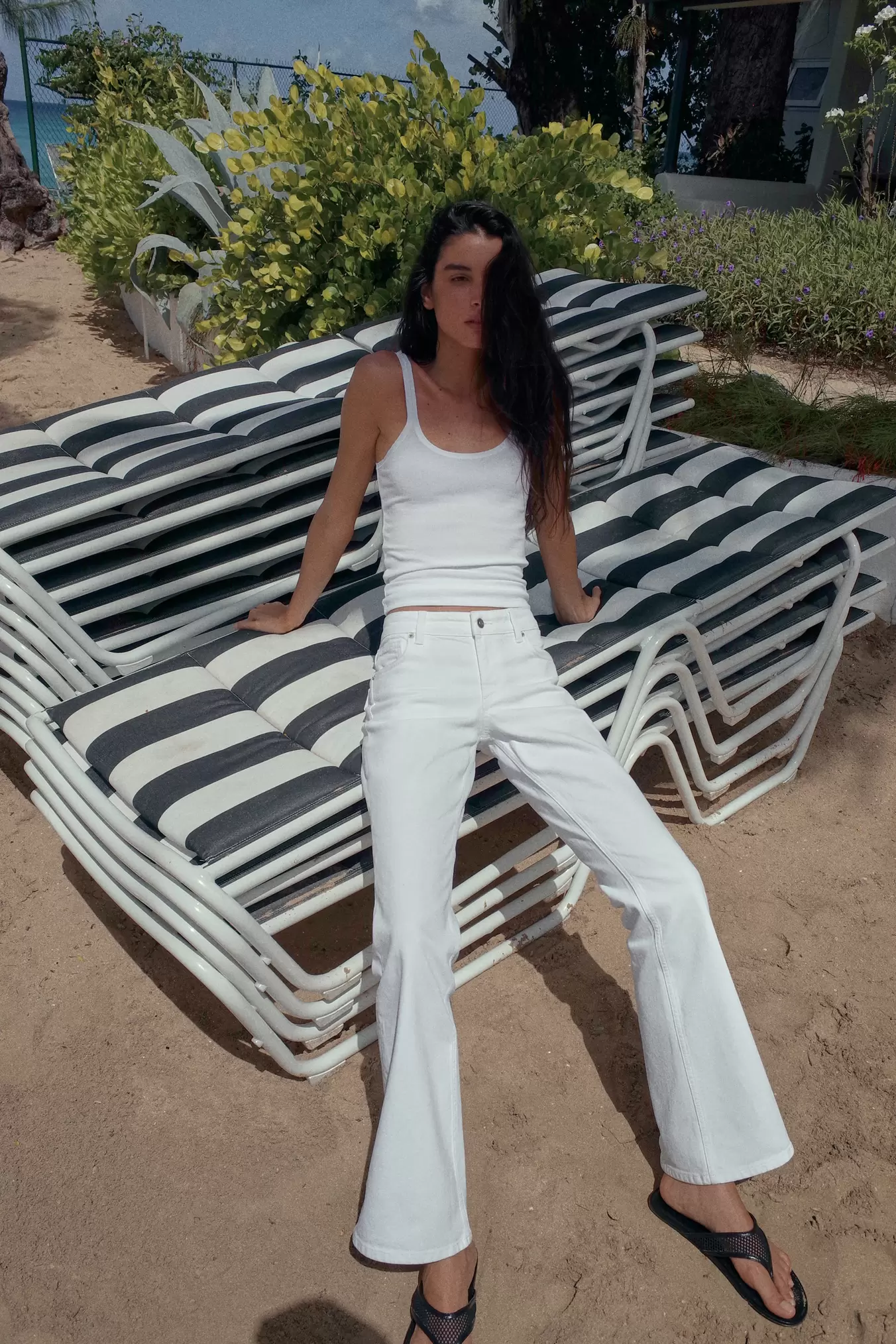 JEANS TRF BOOTCUT TIRO BAJO