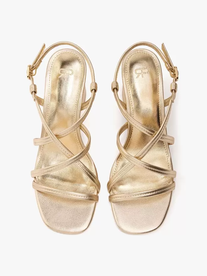 Sandalias de tacón ancho tiras cruzadas