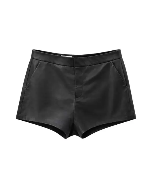 Pantalones cortos de cuero...