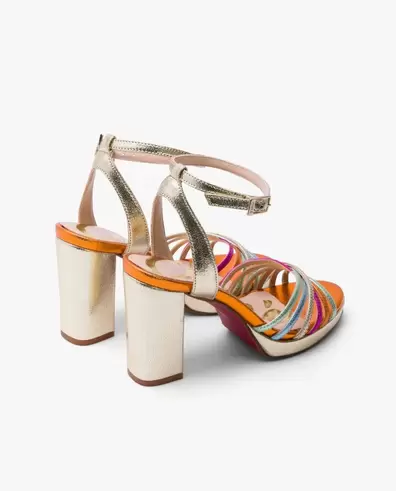 SANDALIA PLATAFORMA TIRAS LAME METALIZADO MULTICOL