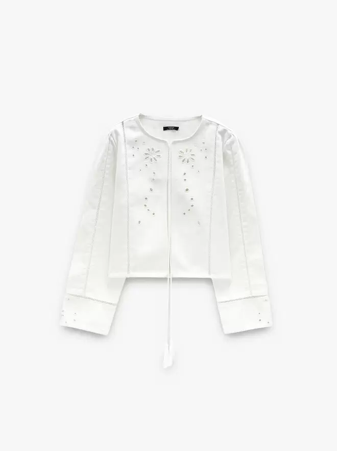 Chaqueta con bordados perforados 100% algodón