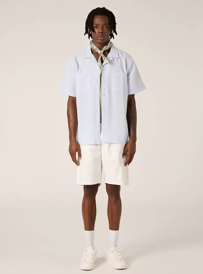 Camisa de rayas de manga corta