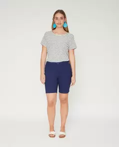 Pantalón Corto Con Bolsillos Laterales Azul Marino